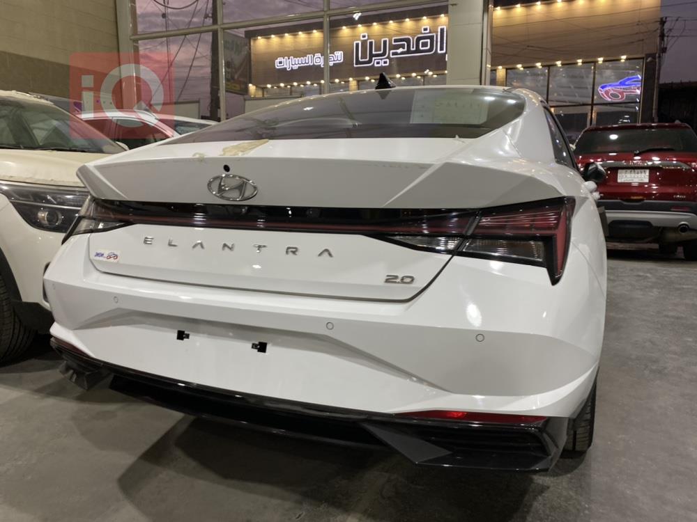 هیوندای ئەلەنترا